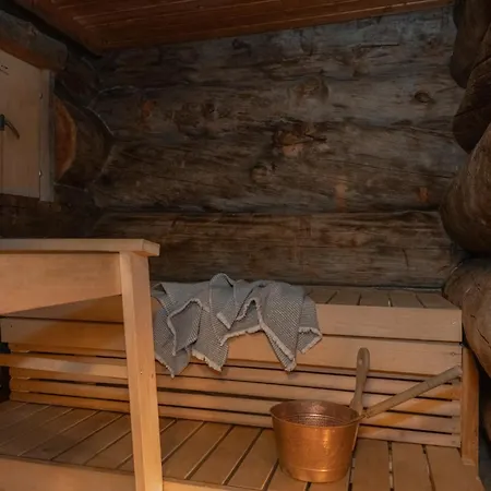 Silver Pines * Ruka