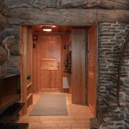 Silver Pines *